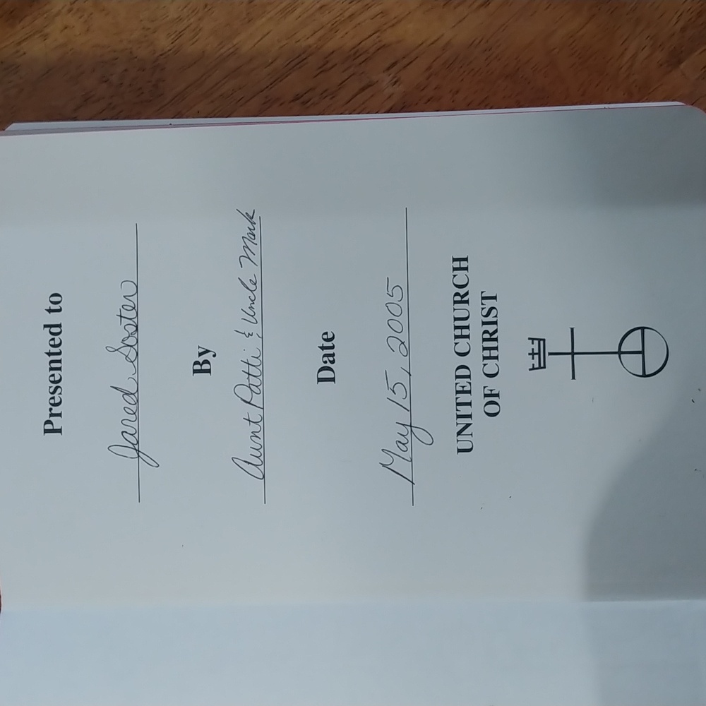 Black Leather Holy Bible - New Revised Standard Version - Picture 3 of 9